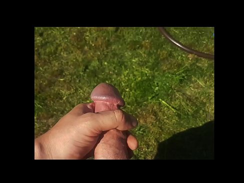 ❤️ A guapa quente recibe o seu coño rosa fodido e corre cun chorro nun xardín de verán ❤️❌ Porno vk na pornografía gl.hentaizm.ru ☑